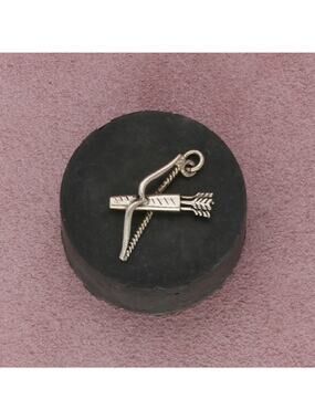 sterling silver vintage bow and arrows quiver charm pendant